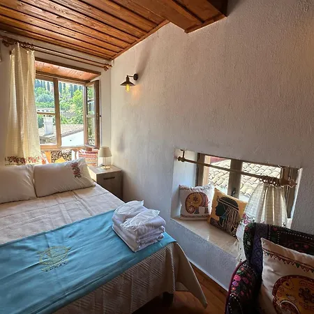 çirkince şirince Pansiyon Selçuk